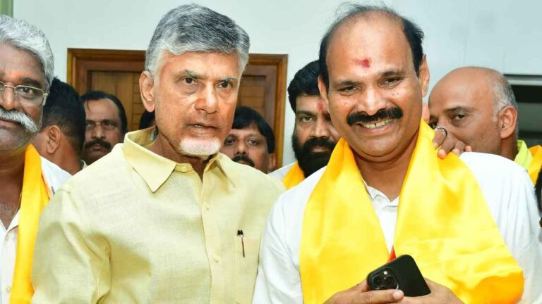 రాజధాని మీద వైసీపీ దళాల ఎగతాళీ, ఎకసెక్కాలు!