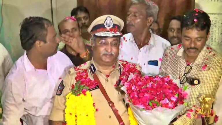 Retired IPS ABV Happy To Retire In Uniform, Hope To Punish Evil Forces