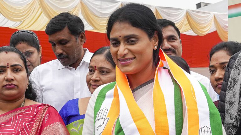 Sharmila Demands Brother Jagan To Resign As MLA