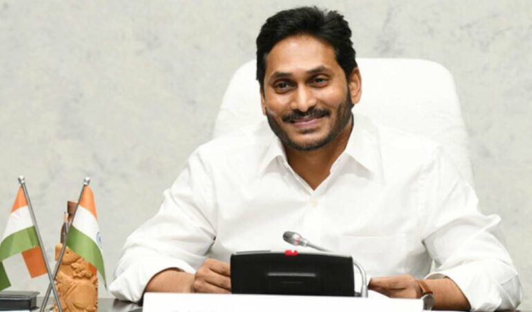 జగనన్న ఉల్టా : పంట బీమా పితలాటకం!