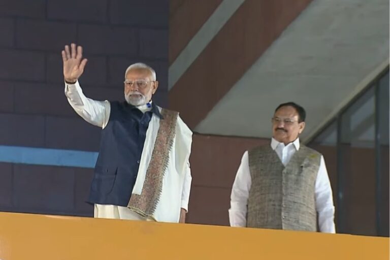 PM Modi says Maharashtra Resounding victory over Divisive Forces And Dynastic politics