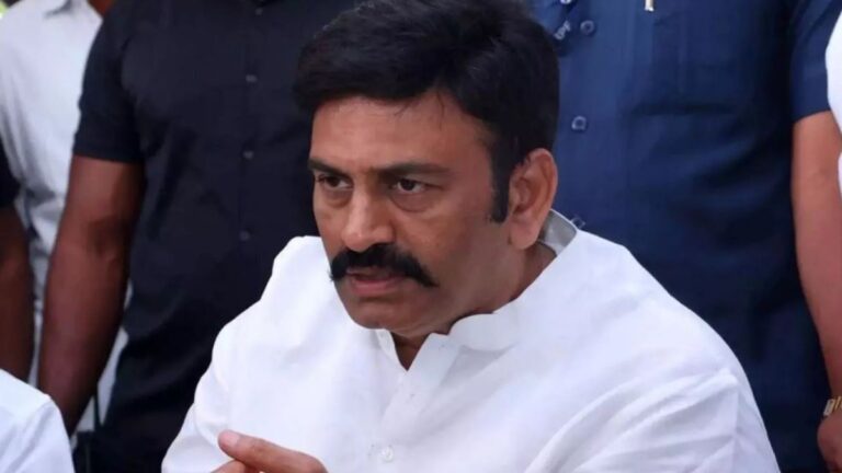 పెద్దచేపలు బయటికొస్తాయంటున్న రఘురామ!