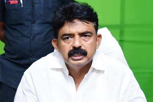 పేర్ని నాని : ఎలుకల్లాగా  బొక్కేసి నంగనాచి కబుర్లు!