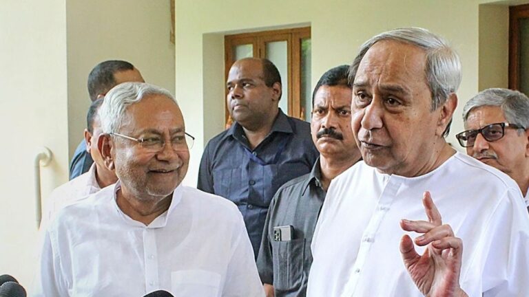 BJP’s Union Minister seeks `Bharat Ratna’ To Nitish Kumar And Naveen Patnaik