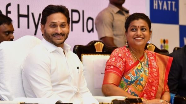 రోజాకు ఎగ్జిట్ గేటు చూపిస్తున్న జగనన్న!