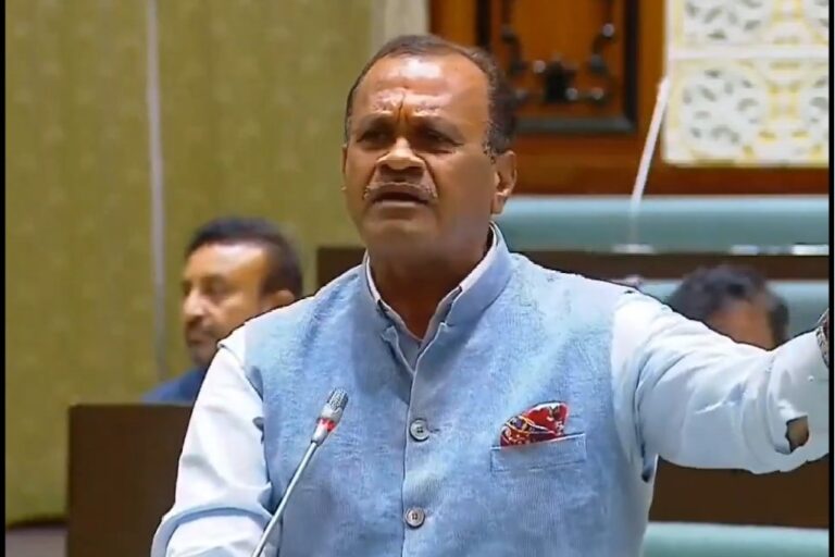 BRS MLAs Given privilege Motion Against Minister Komatireddy Venkat Reddy