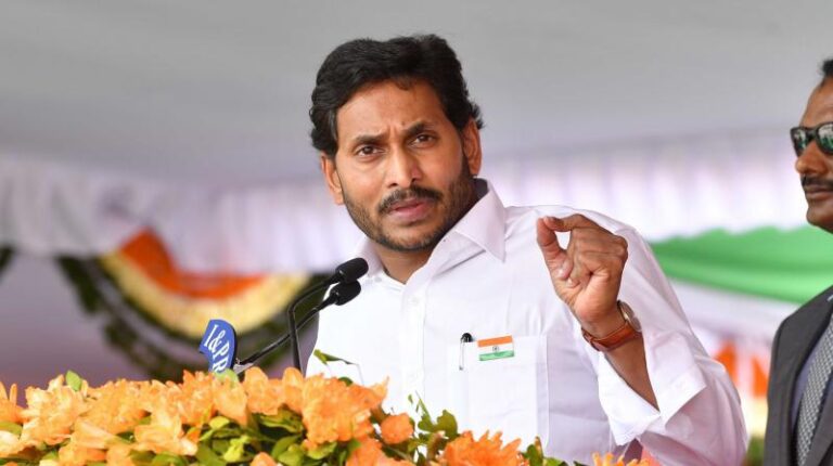 జగన్ అసలు బుద్ధి ఇప్పుడు బయటపడుతుంది!