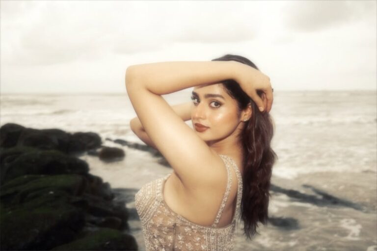 Ayesha Khan