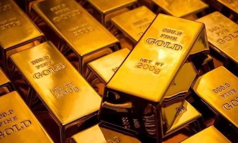 Gold Prices Drop Sharply Amid Easing Global Tensions