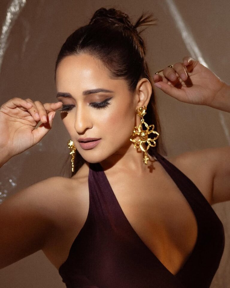 Pragya Jaiswal