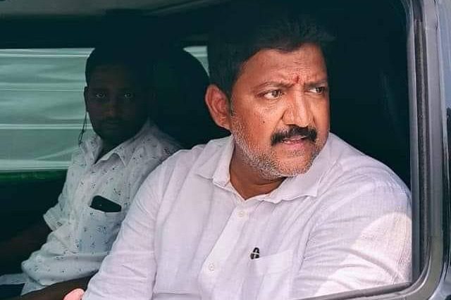 Former MLA Vallabhaneni Vamsi Granted Bail in Kidnapping Case
