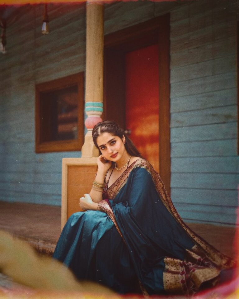 Ayesha Khan