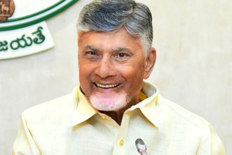 CM Chandrababu says 15 Lakh Golden Families should Be Adopted By Aug 15