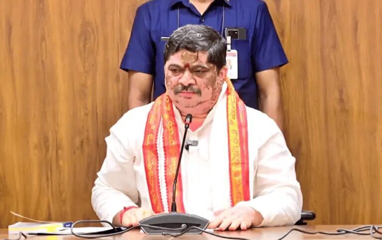 Minister Ponnam Prabhakar slams BJP state chief on 42 %BC Reservations