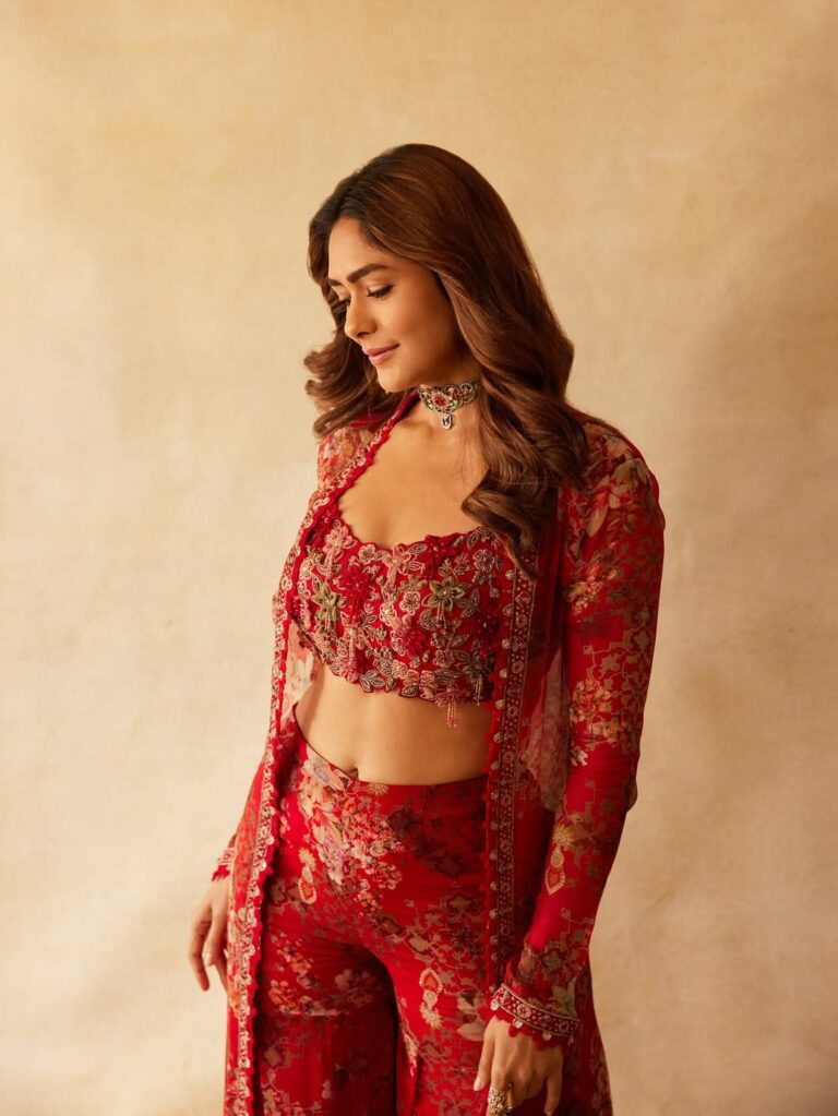 Mrunal Thakur