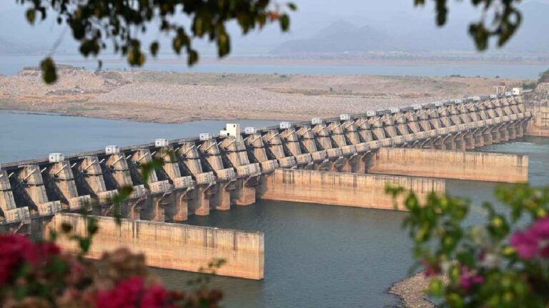 Is Center Igniting water Disputes Between Telugu states To Derive political Benefits?