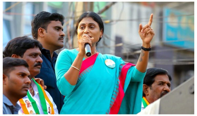 ముందు ‘ఘర్ వాపసీ’పై ఫోకస్ పెట్టు షర్మిలమ్మా?