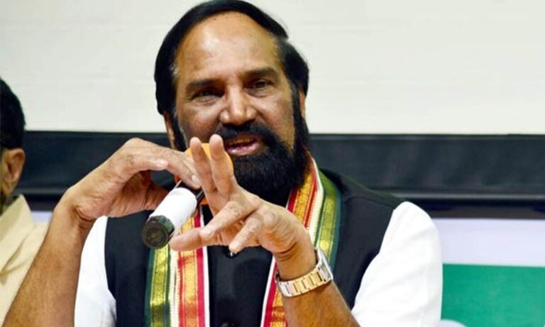 Minister Uttam Criticizes Past Failures, Confirms Tummidihatti Barrage Plans