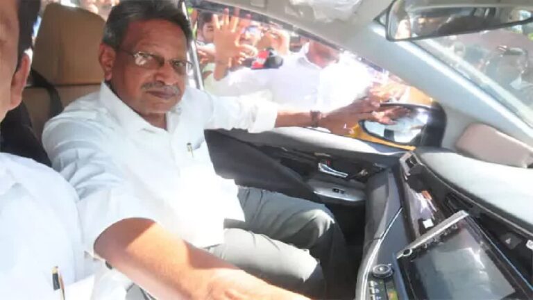బెయిలు దోషులు.. విచ్చలవిడి దందాలు, దౌర్జన్యాలు