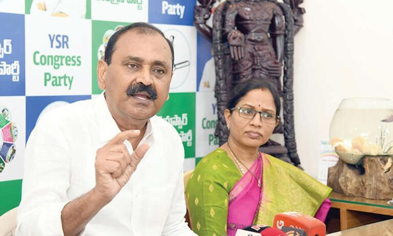 సాక్షి పక్కన పెట్టిందని భూమన కంగారు పడ్డారా?