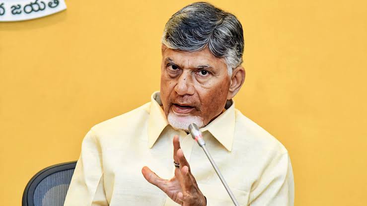 CM Chandrababu asks officials to alert catchment area people due to Krishna- Godavari floods