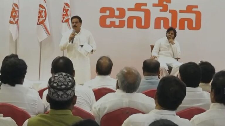 శ్రేణులకు పవన్ అతిపెద్ద హామీ.. ఆచరణ కష్టమే కానీ..!