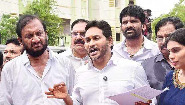 హత్యల ఎజెండాను బయటకు తీసిన జగన్!