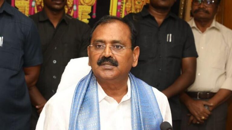 Former TTD Chairman Bhumana strongly objects TTD Issuing Notices To Mathas on Tirumala