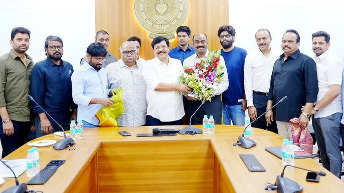 తెలుగు నిర్మాతల అవకాశవాద ధోరణి వారెవ్వా!