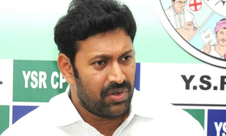 అవినాష్ కు గ్రహాలు ప్రతికూలం అవుతున్నాయా?