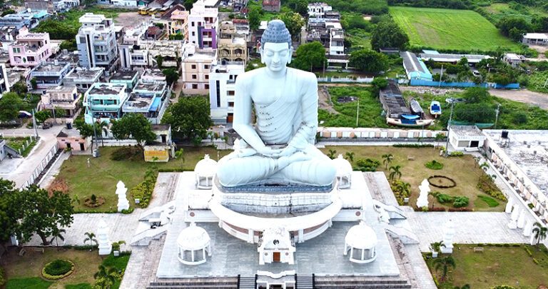 Move To create Amaravati, Markapur, Rampachodavaram As New Districts