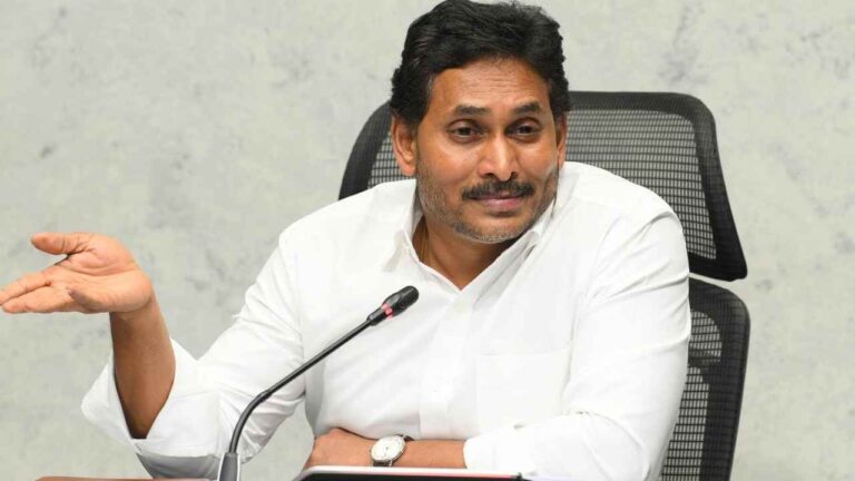 పార్టీల కార్యకర్తల పట్ల జగన్ ది ద్రోహచింతన కాదా?