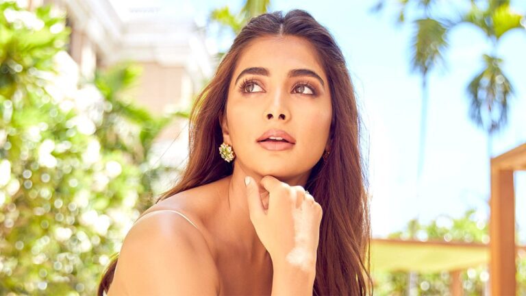 Pooja Hegde’s Career At A Crossroads – Waiting For That One Big Hit