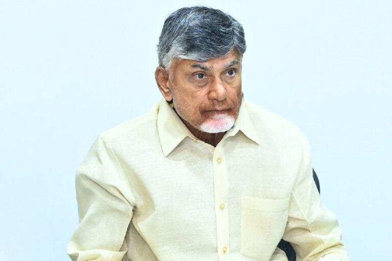 Chandrababu’s `crisis management’ skills foils Jagan efforts to take political mileage from Bala Krishna- Chiranjeevi row