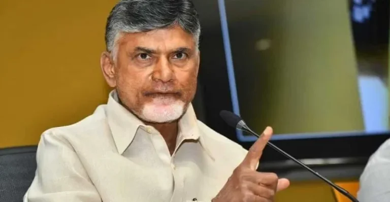 చంద్రబాబు శ్రద్ధ : పెన్షన్లు ఆగడానికి వీల్లేదు!