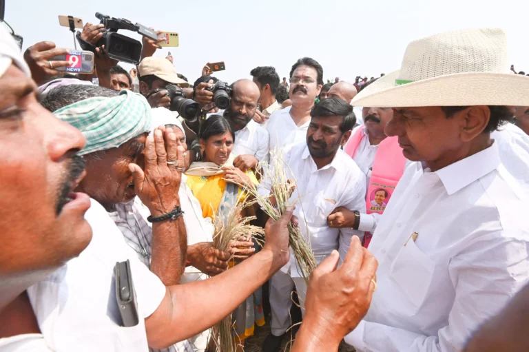 KCR Flays 200 Farmers Died In 100 Days Of Congress Rule