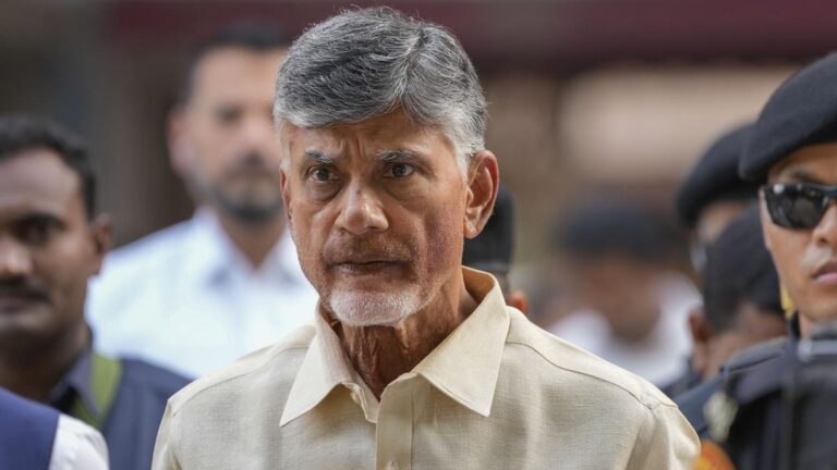 Chandrababu Warns Officials Working For A Party Or An Individual