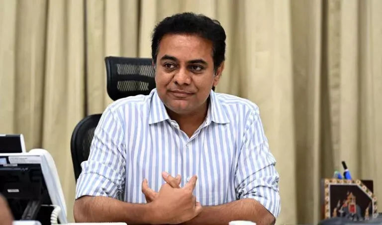 KTR Slams over Depreciation of IT Exports In Telangana