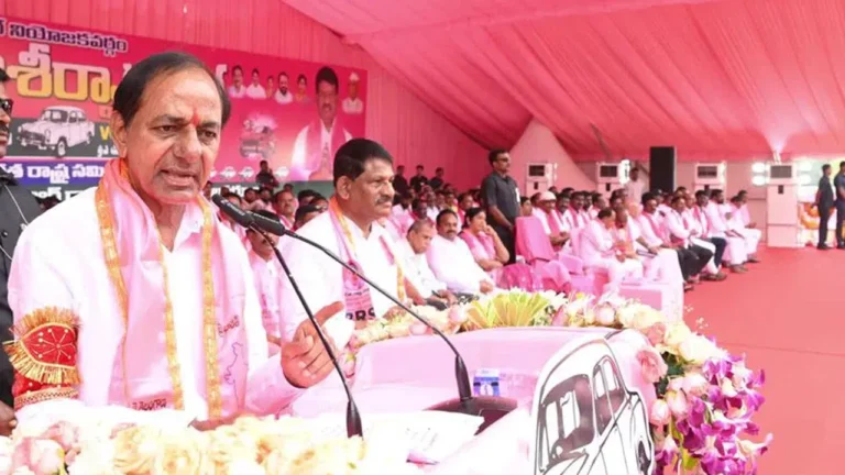 KCR To come out of political Dormancy From December