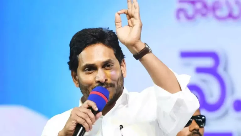 జగనన్న వచ్చేదాకా పార్టీ మిగిలుంటుందా?