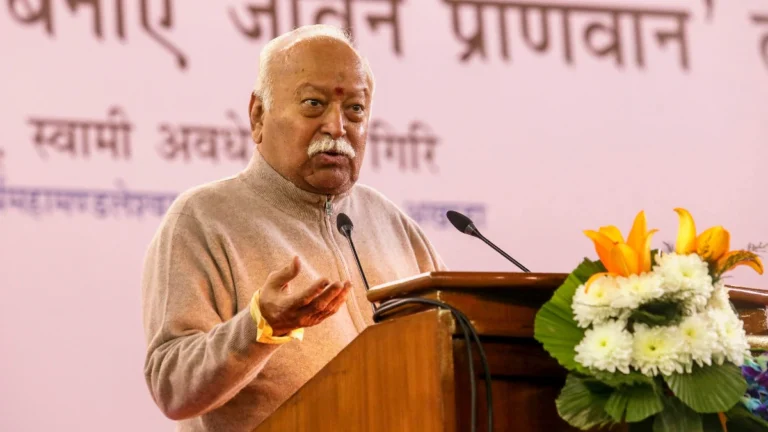 RSS chief warns against decline in populate rate, calls for 3-child norm