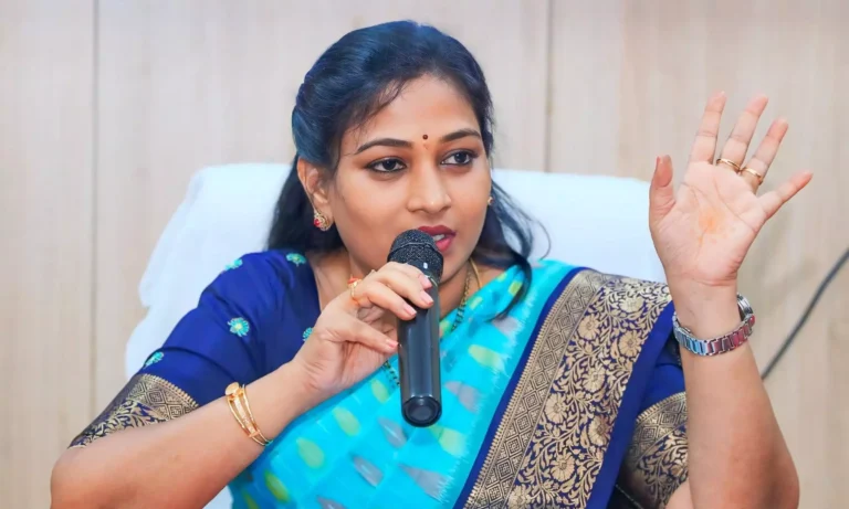 Home Minister Anitha warns YCP Leaders For Their Insulting postings on victims