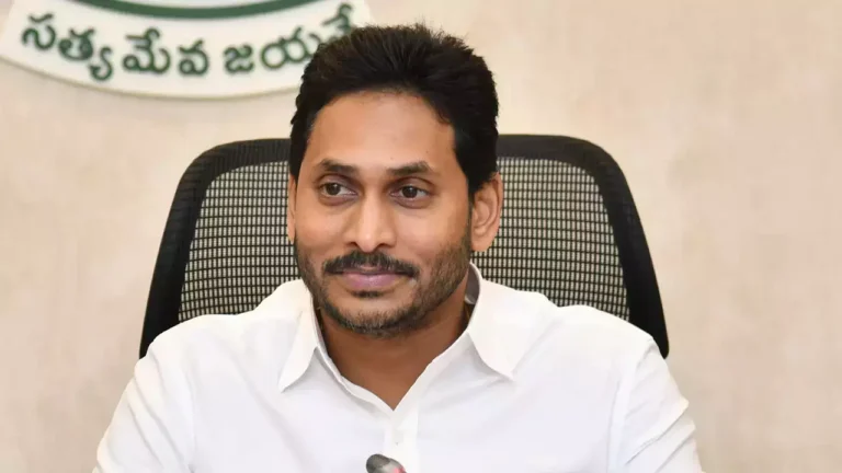 జగన్ ను క్షోభ పెడుతున్న సీఎం నినాదాలు!