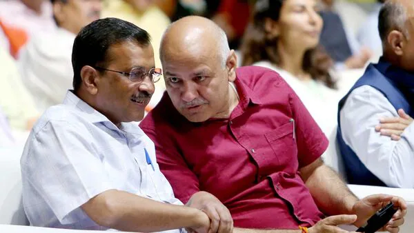 Delhi Battle: BJP wrests control As Arvind And Sisodia Lose