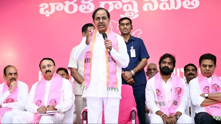 KCR Calls on BRS Workers to Become “Mini KCRs” and Rules Out Alliances