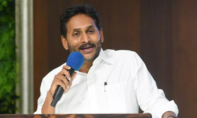 తాడేపల్లి కా హుకుం : జగన్ మాటే రైటు అని చెప్పండి!