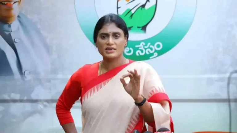 YS Sharmila Flays coalition Government should Be Ashamed of putting urea No-stock Boards