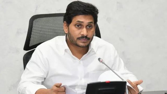 లీగల్ మార్గంలో పోరాటం జగన్‌కు నచ్చదంతే!