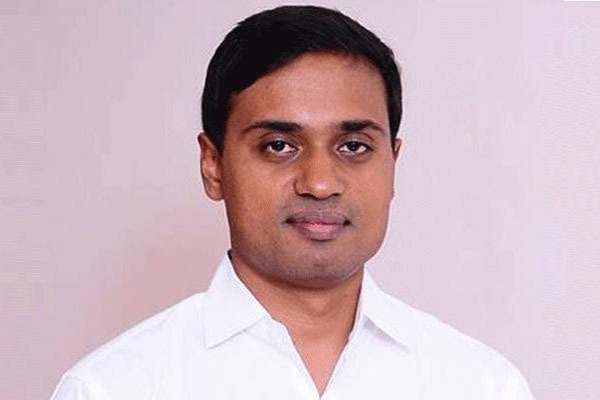 SIT Searches In YSRCP MP Mithun Reddy Residences in Liquor Scam